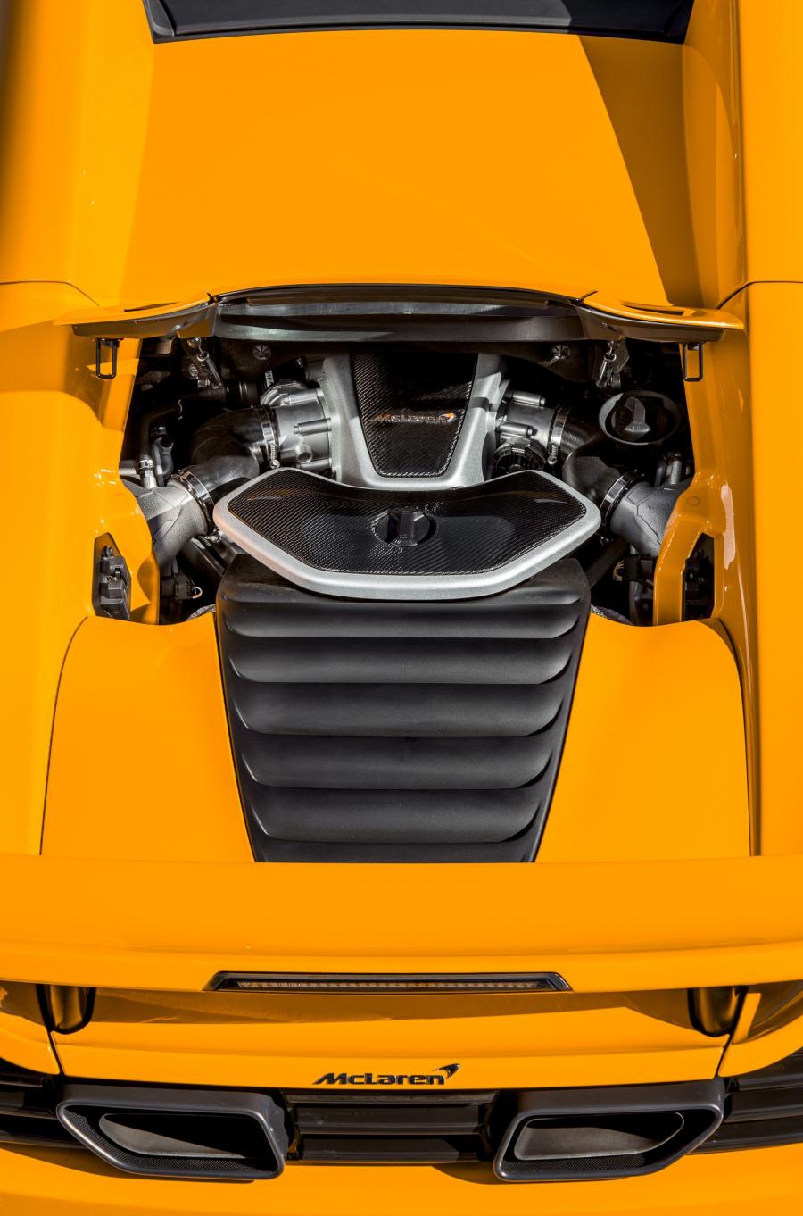  McLaren MP4-12C Spyder 2012 года  (фото 26 из 270)